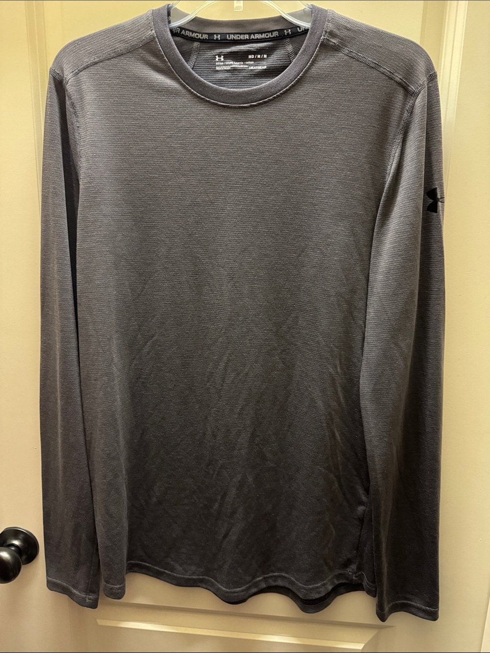 Under Armour Men’s Long Sleeve Crewneck Tee - Charcoal Gray